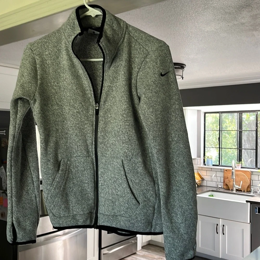 Nike Therma Fit Jacket - Picture 1 of 6